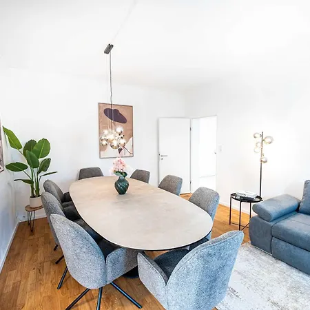 Luniq - Grand Marienborn - Terrasse - Parken Apartment