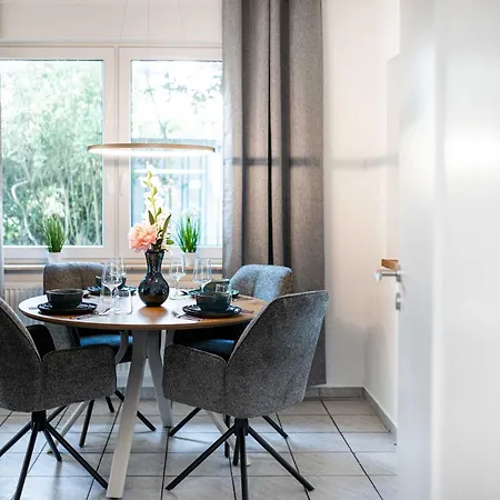 Luniq - Grand Marienborn - Terrasse - Parken *
